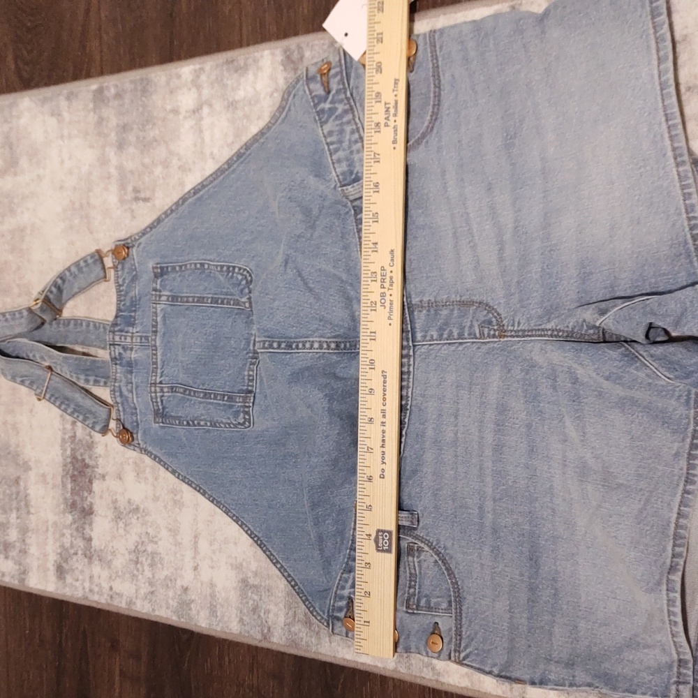 Target Ingrid & Isabel Maternity Shorts Overalls Size 8 Shortall - Picture 4 of 5